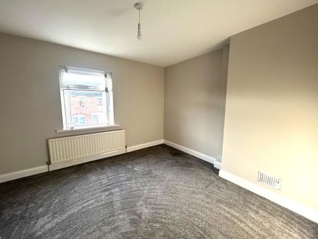 37 Oakdene Parade, Belfast, BT4 1LB - Photo 3