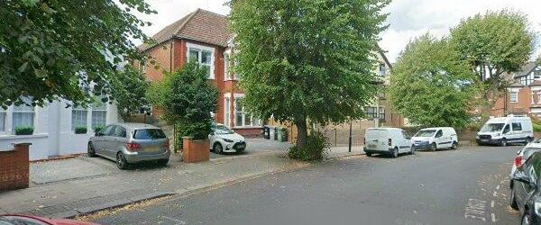2 Bed Flat, London, NW2 - Photo 1