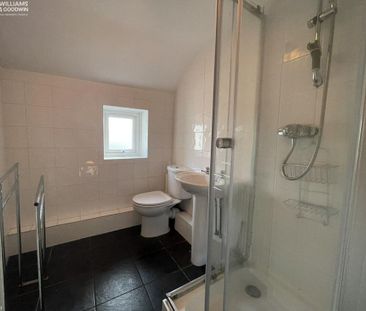 2 bedroom end of terrace house to rent - Photo 6
