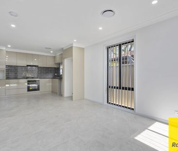 TWO BEDROOM GRANNY FLAT - Photo 2