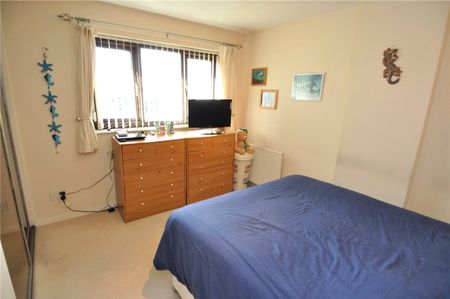 Summerwood, CH61 4YL, Irby - Photo 3