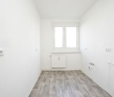 Balkon / Aufzug / Bad mit Fenster - Photo 6
