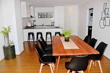 4 Bed, 3 Bath - Photo 5