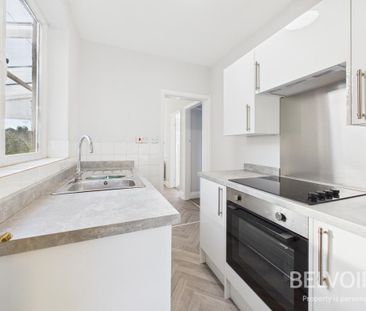 3 bedroom semi-detached house to rent - Photo 6