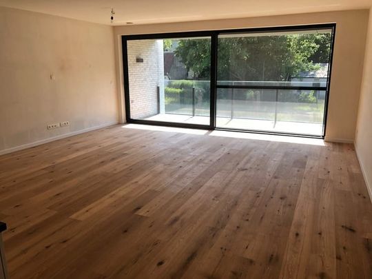 Appartement te huur - Photo 1