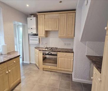 3 bedroom terraced house to rent - Photo 4