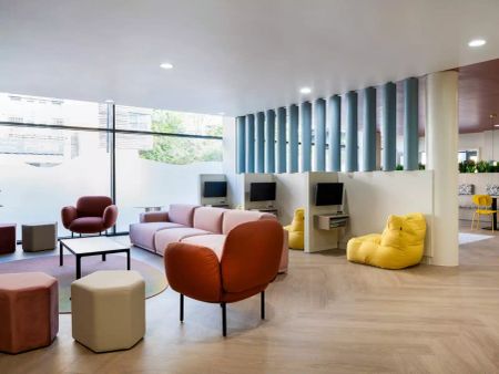 Standard Studio - Photo 3