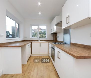 3 bedroom terraced house to rent - Photo 2