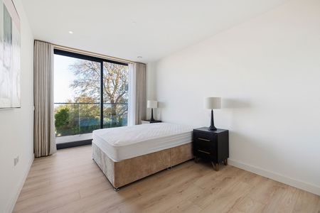 17 One Springfield Park Foxrock Dublin 18, - Photo 3