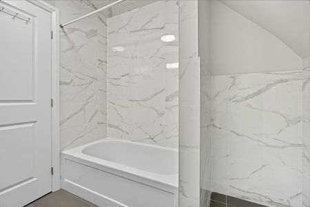 For Lease - 58 Regal Road Unit# 3, Toronto, Ontario - Photo 2