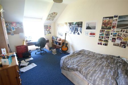 Student Properties to Let - Photo 2