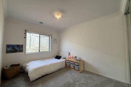 Family Home - Photo 5