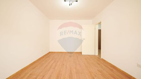 Garsoniera de închiriat. Tractorul - Fotografie 4