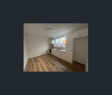 BEAUTIFUL GROUND FLOOR TWO BEDROOM APARTMENT IN QUIET LOCATION | FL... - Photo 6