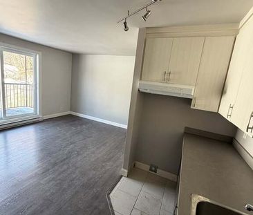 À LOUER : Appartement 3 1/2 - Photo 3