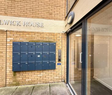 1 bedroom flat to rent - Photo 4