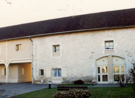 Appartement T2 à JOUX LA VILLE - Photo 4