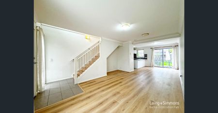 Modern 3-Bedroom Townhouse with Pool Access in Prime Glenfield Location - Photo 3