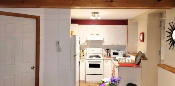 Très beau 3 1/2 rue Aberdeen (Montcalm) - Photo 2