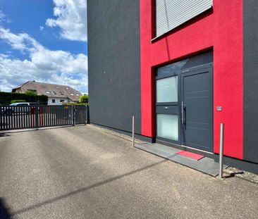 Großzügige Wohnung mit EBK, eigenem Eingang, Garten & 2 Stellplätzen - Foto 1