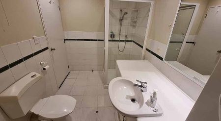 One Above The Rest - Photo 2