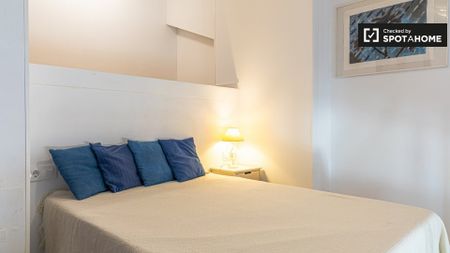 valencia, Valencian Community 46011 - Photo 2