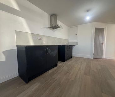 Eanam, Blackburn - Photo 2