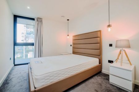 1 Bedroom 1 Bathroom Flat 85 - Photo 2