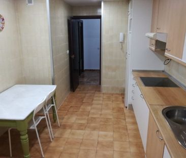 Piso de alquiler en Casco Antiguo - Photo 4