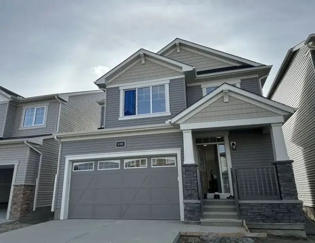 3 Bedroom 2.5 Bath House | Carringford Rd NW, Calgary - Photo 1