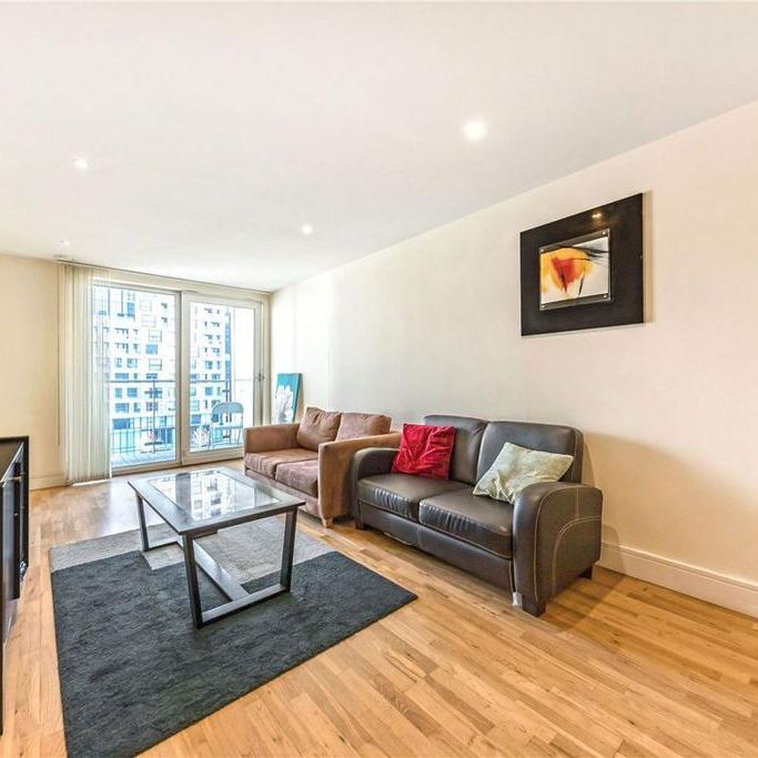 3 bedroom flat to rent - Photo 1