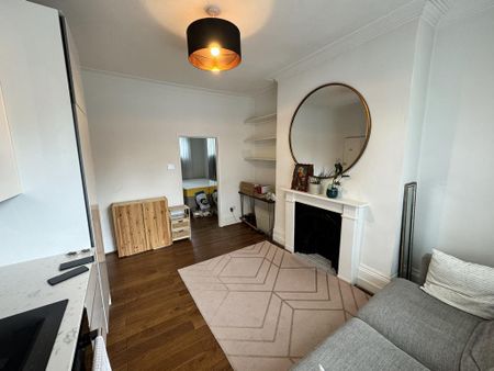 Studio to rent - Photo 3