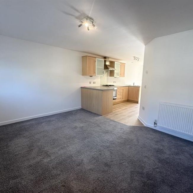 2 Bedroom Apartment To Let - Photo 1