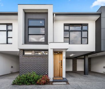 Effortless and modern living in a prized part of Magill - Photo 2