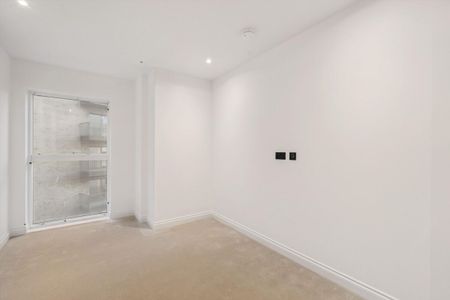 Presenting this brand new 2 bedroom apartment, set moments away from the river. - Photo 4