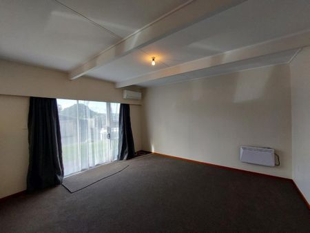 Two Bedroom Brick Unit in Merrilands - Photo 5