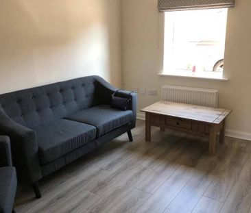 2 bedroom semi-detached house to rent - Photo 2