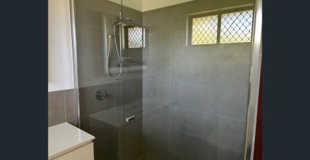 Street Front Home Next to Park - New Kitchen and Ensuite - Photo 2