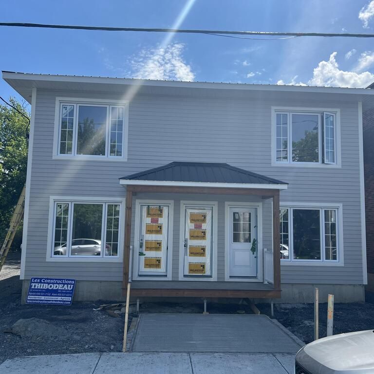 3 1/2 Bâtiment Neuf | 161-202 Notre-dame - Photo 1