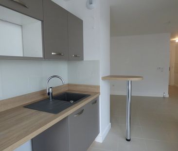 Location Appartement 2 pièces 47m² OLIVET 45160 - Photo 4