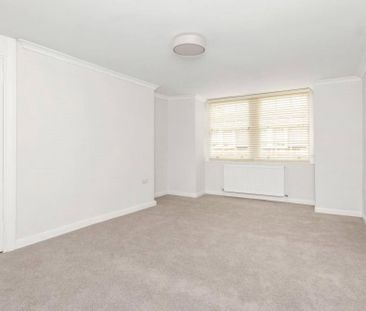 Second Floor 2 bedroom apartment renovated within the last 5 years ... - Photo 1
