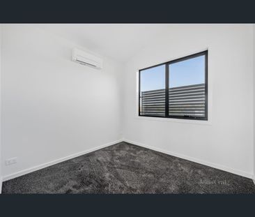 3/79 Summerhill Road, Reservoir, Vic 3073 - Photo 2