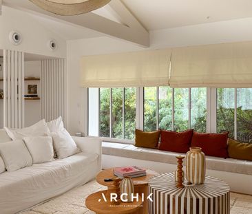 Architecture contemporaine d'inspiration locale, cette maison de 30... - Photo 4