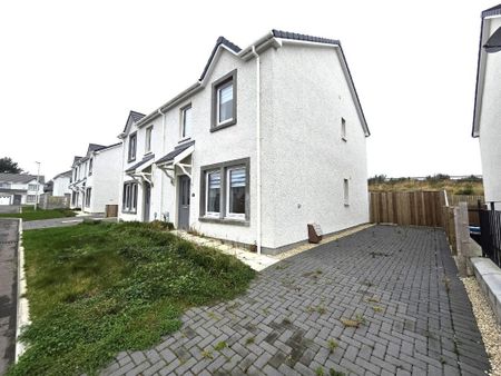 3 bedroom semi-detached house to rent - Photo 3