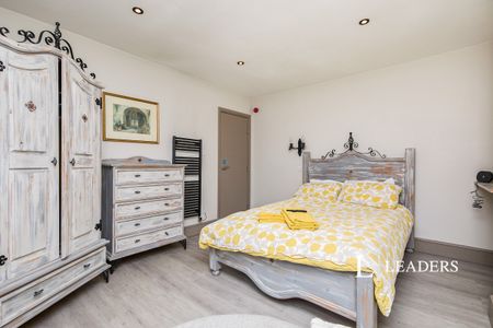 apartment to rent Watcombe Circus, Nottingham, NG5 - Photo 4