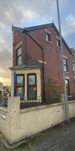 5 bed house share to rent in Grove Road, Middlesbrough, TS3 - Photo 3