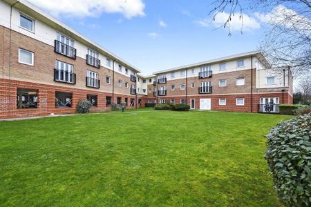 Uxbridge Road, Hillingdon - Photo 3