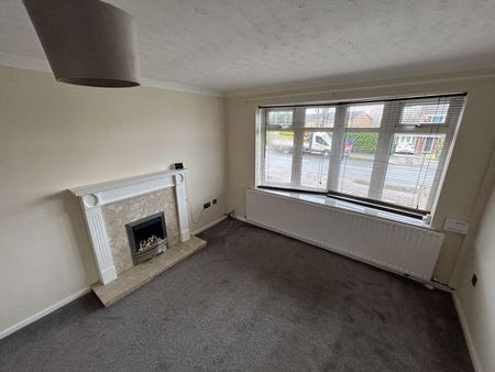 2 bedroom semi-detached house to rent - Photo 5