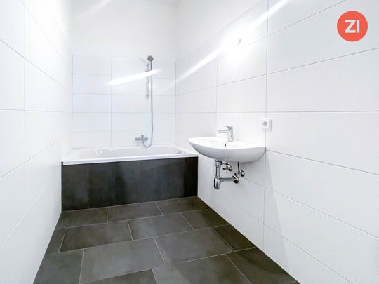 Erstbezug - Einzigartige 2- Zimmer Wohnung mit Küche am Hauptplatz in Enns - Photo 1