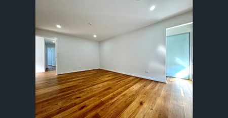 Elegant 5-Bedroom Home for Rent with Modern Features and Spacious Backyard! - Photo 3